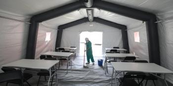 Lima Municipality, covid tent cleaning